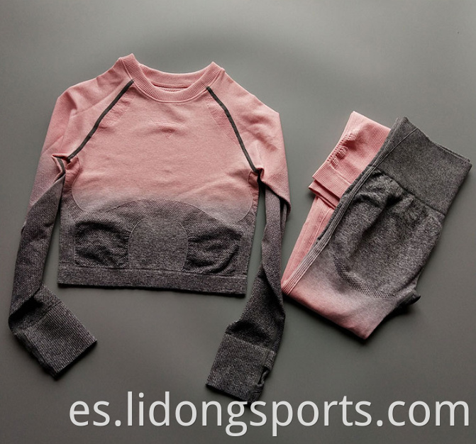 Ropa de venta caliente ropa de fitness mujeres cómodas telas de entrenamiento deporte de ropa de entrenamiento rápidamente absorbe ropa de yoga de sudor